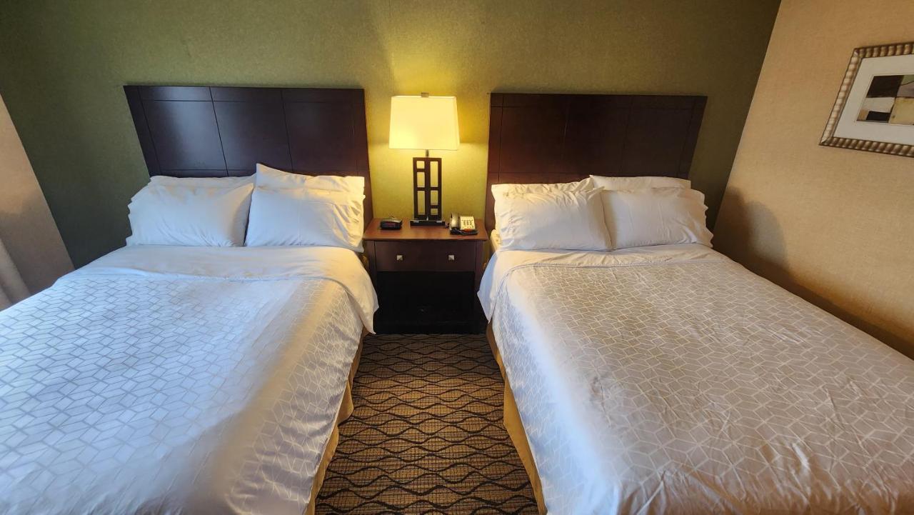 Wingate By Wyndham Kittanning Hotel Exterior photo