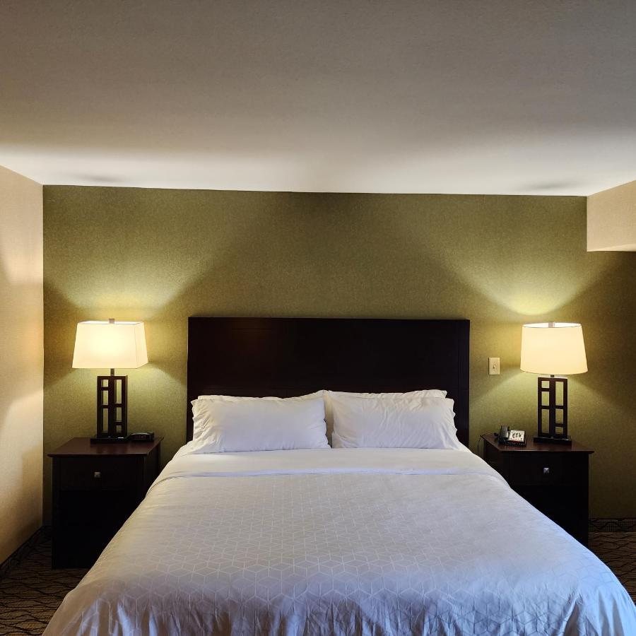 Wingate By Wyndham Kittanning Hotel Exterior photo